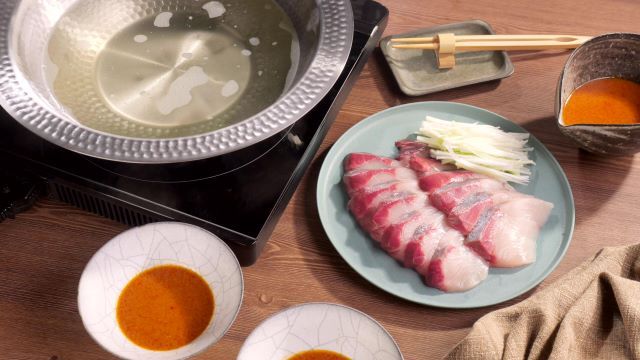 Yellowtail in a sake shabu-shabu with miso sauce