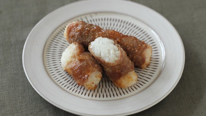 Kiritampo rolled with sliced pork