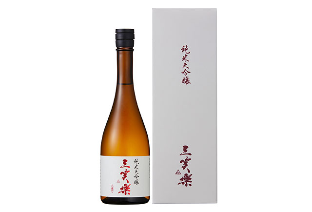 Photo of junmai daiginjo style sake from Sansho Raku brewery.